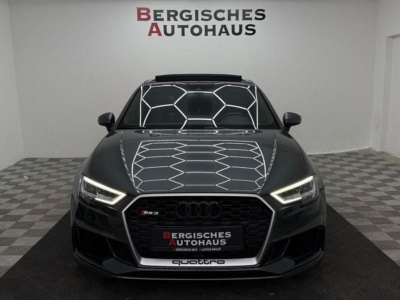 Second-hand Audi RS3 Ambiente 400 CP (294 kW) 2017 Gri Berlinǎ