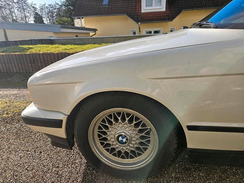 Second-hand BMW 525 192 CP (141 kW) 1990 Alb Berlinǎ