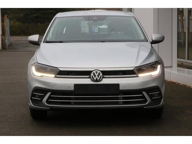 Gebraucht VW Polo Style 110 PS (80 kW) 2024 Silber Limousine