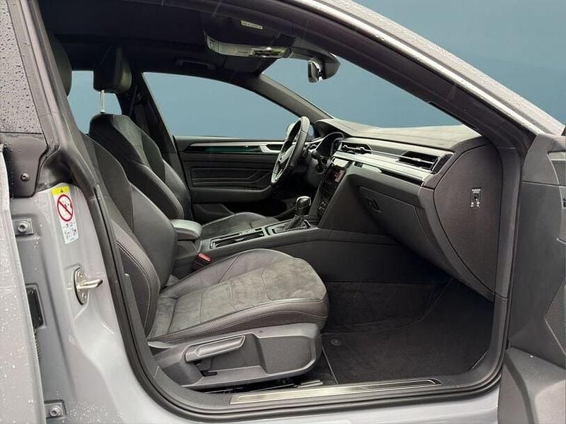 Gebraucht VW Arteon 190 PS (139 kW) 2023 Grau Kombi