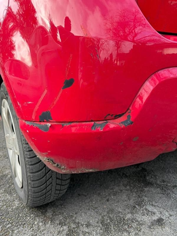 Gebraucht Dacia Sandero 75 PS (55 kW) 2009 Rot Kleinwagen