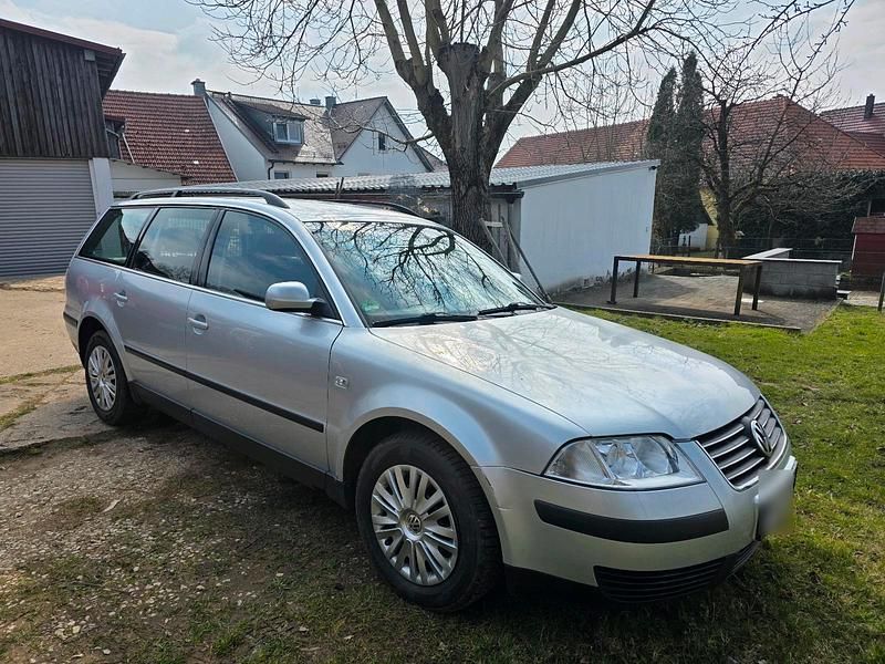 Gebraucht VW Passat 150 PS (110 kW) 2001 Silber Kombi