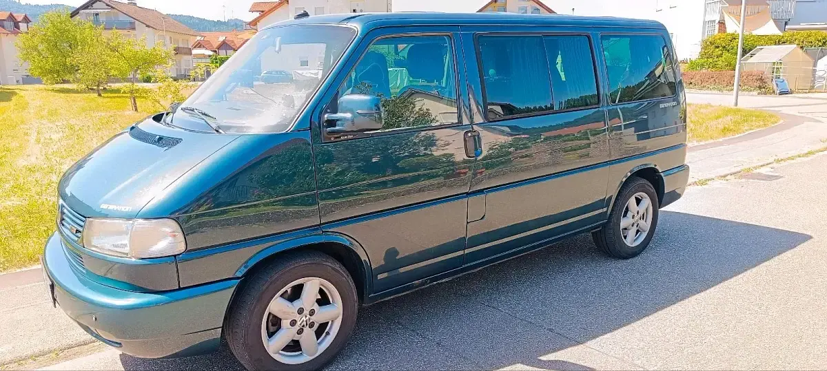 Gebraucht VW Multivan 150 PS (110 kW) 2003 Grün Van / Kleinbus