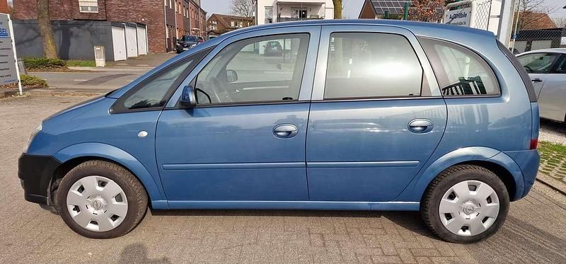 Gebraucht Opel Meriva Selection 90 PS (66 kW) 2008 Hell blau met. Van / Kleinbus