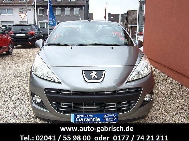 Gebraucht Peugeot 207 CC 120 PS (88 kW) 2012 Grau Cabrio