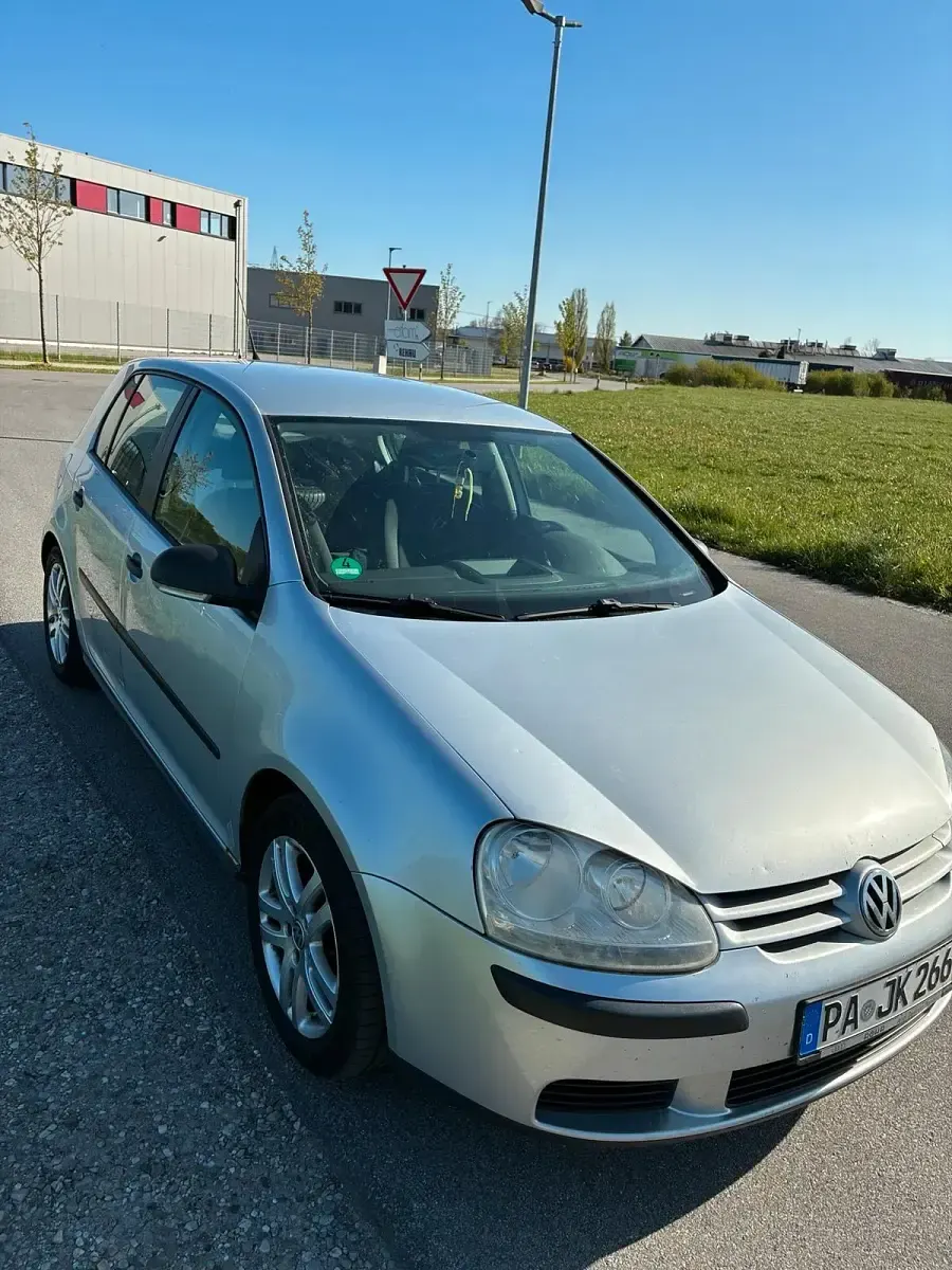 Gebraucht VW Golf V 90 PS (66 kW) 2007 Silber Kleinwagen