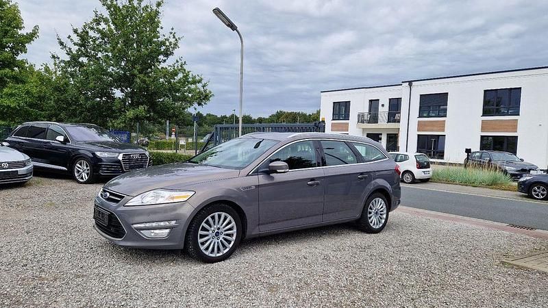 Braun Gebraucht 2013 Ford Mondeo Business Edition Limousine | 5.950 € (Superpreis) - Bild 1/4