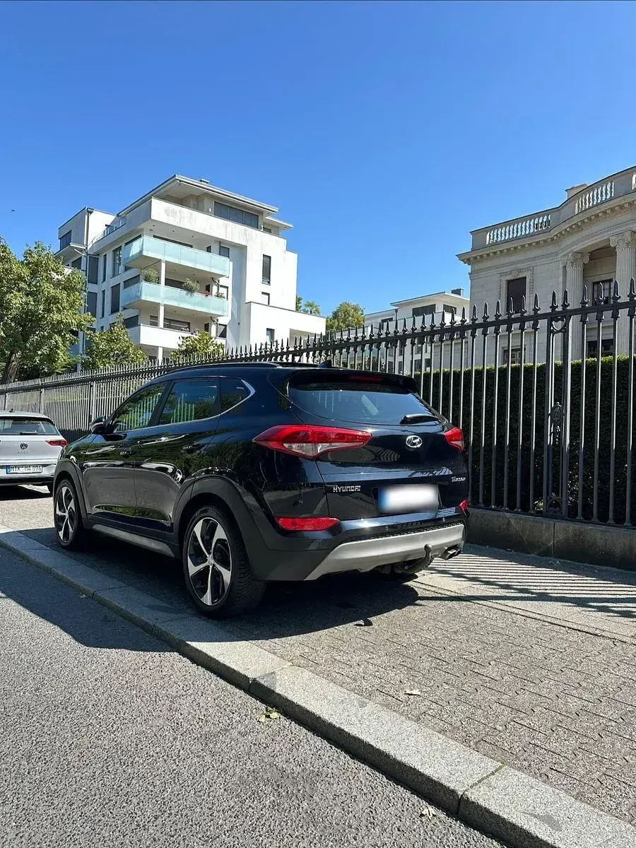 Gebraucht Hyundai Tucson Turbo 177 PS (130 kW) 2018 Schwarz SUV