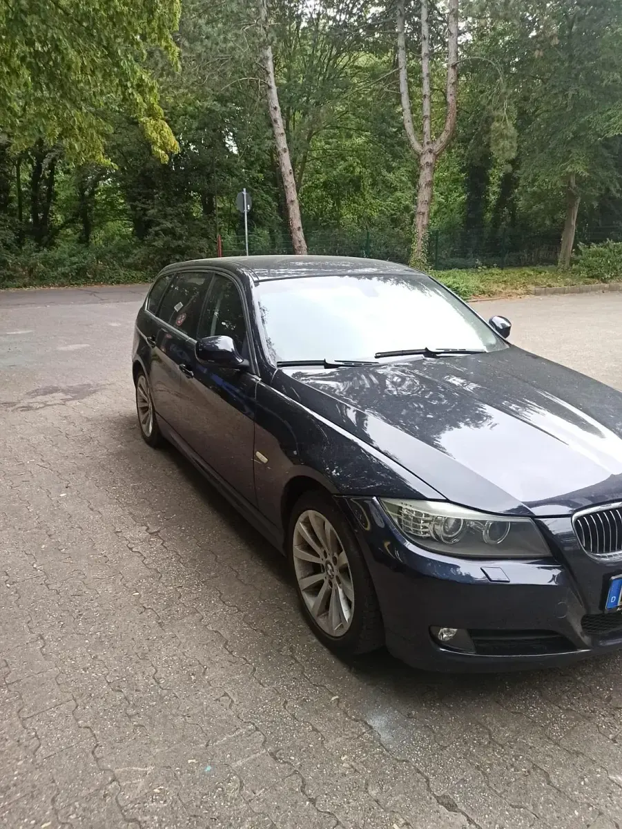 Gebraucht BMW 325 218 PS (160 kW) 2009 Kombi