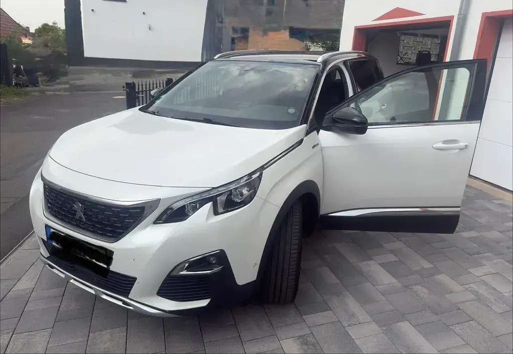 Gebraucht Peugeot 5008 Allure 150 PS (110 kW) 2017 Weiß SUV