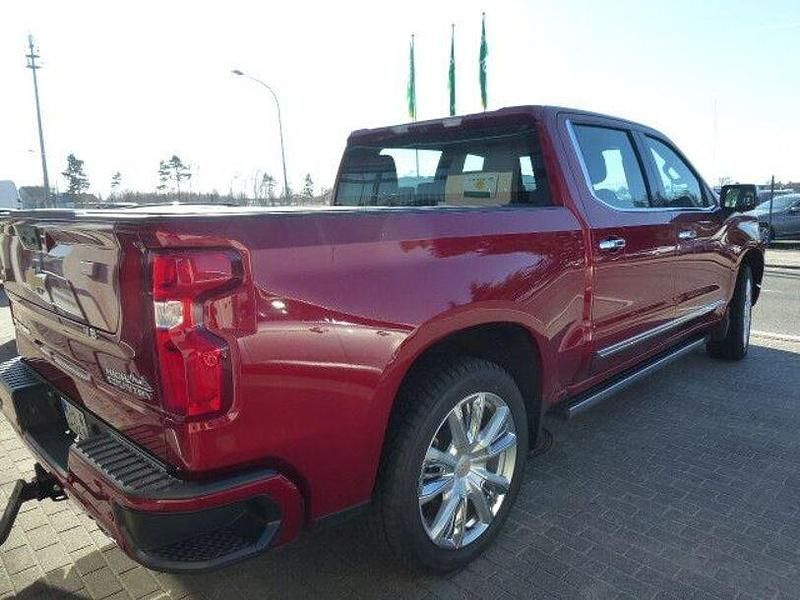 Gebraucht Chevrolet Silverado 426 PS (313 kW) 2024 Rot SUV