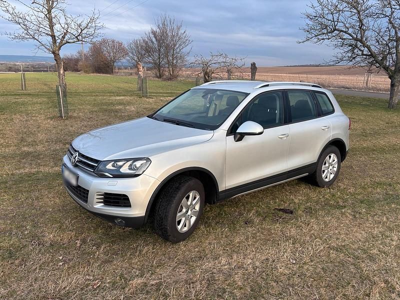 Gebraucht VW Touareg 245 PS (180 kW) 2014 Silber SUV
