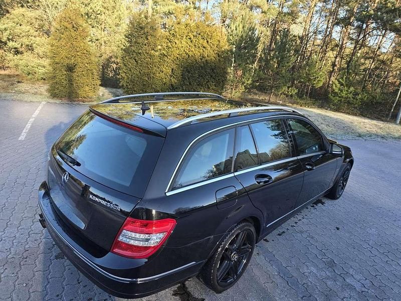 Gebraucht Mercedes 200 Elegance 184 PS (135 kW) 2009 Schwarz