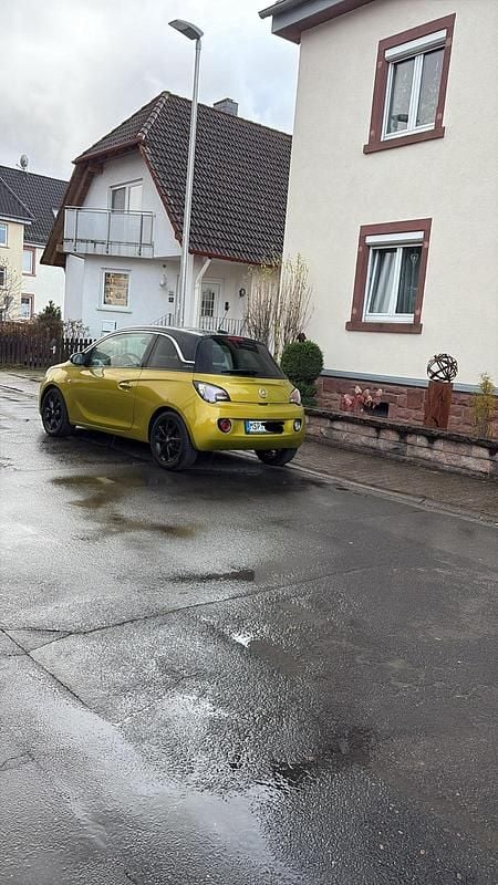 Gebraucht Opel Adam 115 PS (84 kW) 2017 Gelb Kleinwagen