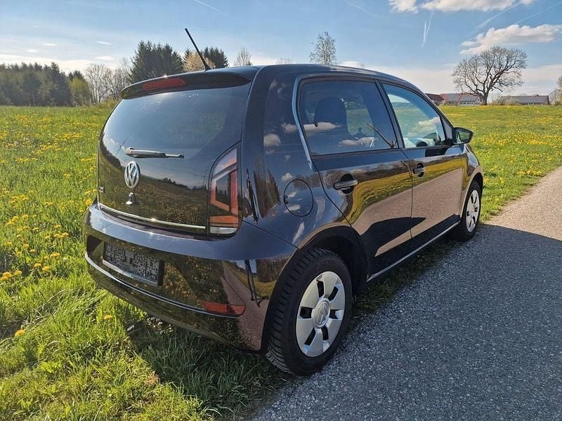 Second-hand VW up! Beats 75 CP (55 kW) 2017 Negru Hatchback