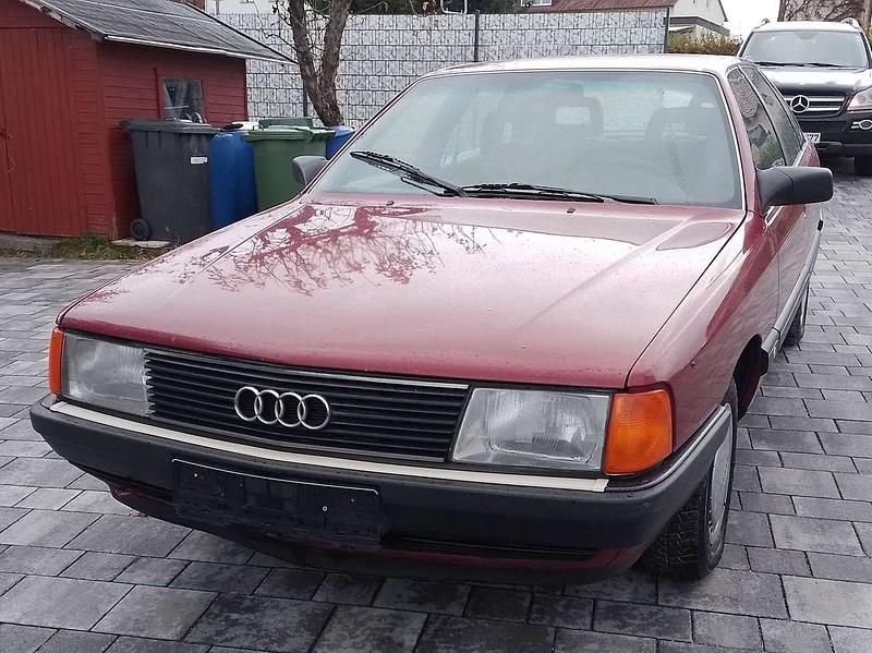 Braun Gebraucht 1988 Audi 100 Limousine | 1.530 € - Bild 1/4