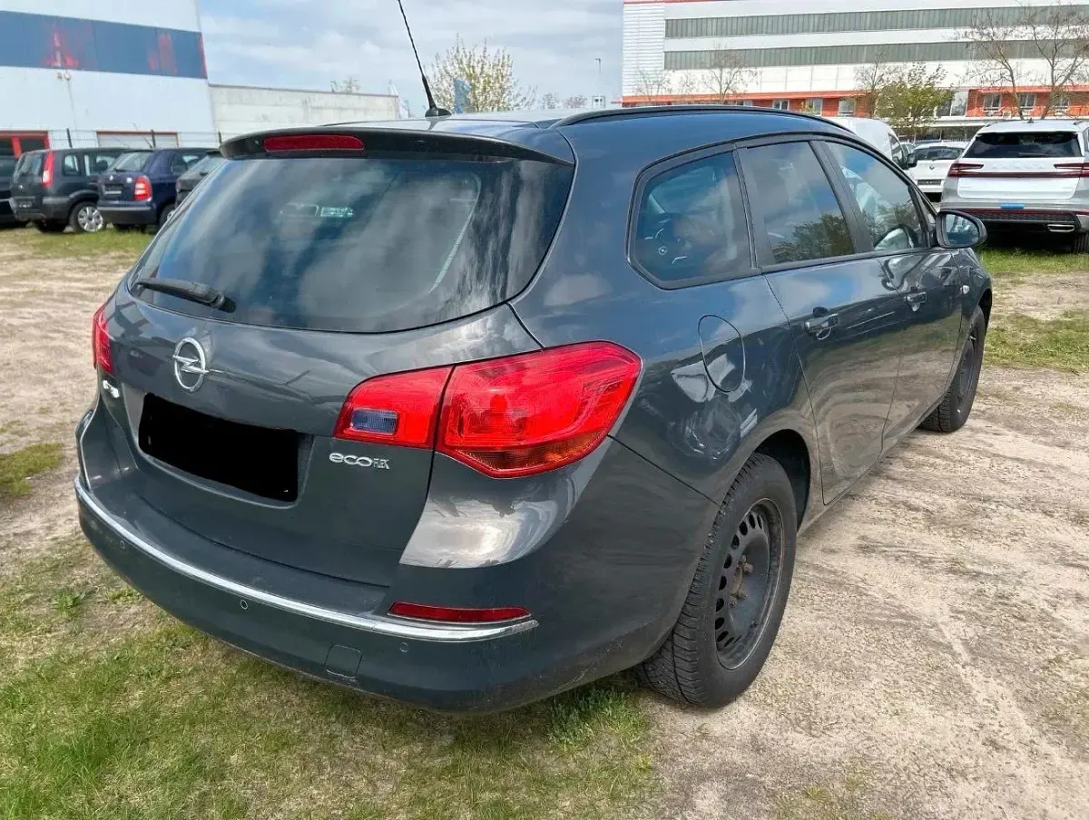 Gebraucht Opel Astra Sport 110 PS (80 kW) 2015 Grau Kombi