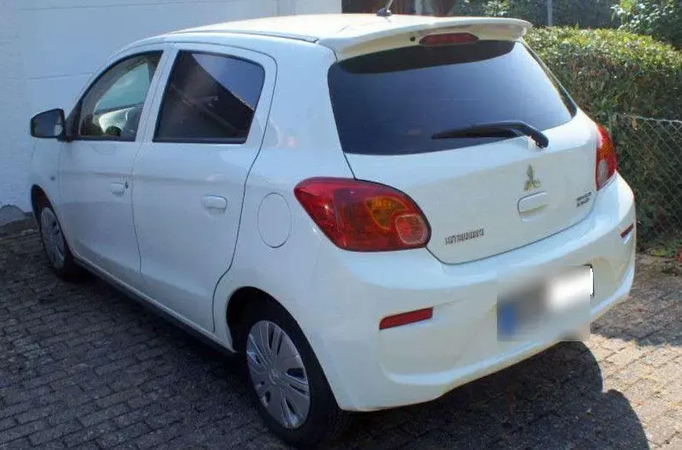 Gebraucht Mitsubishi Space Star Diamant Edition 71 PS (52 kW) 2020 Weiß Kleinwagen