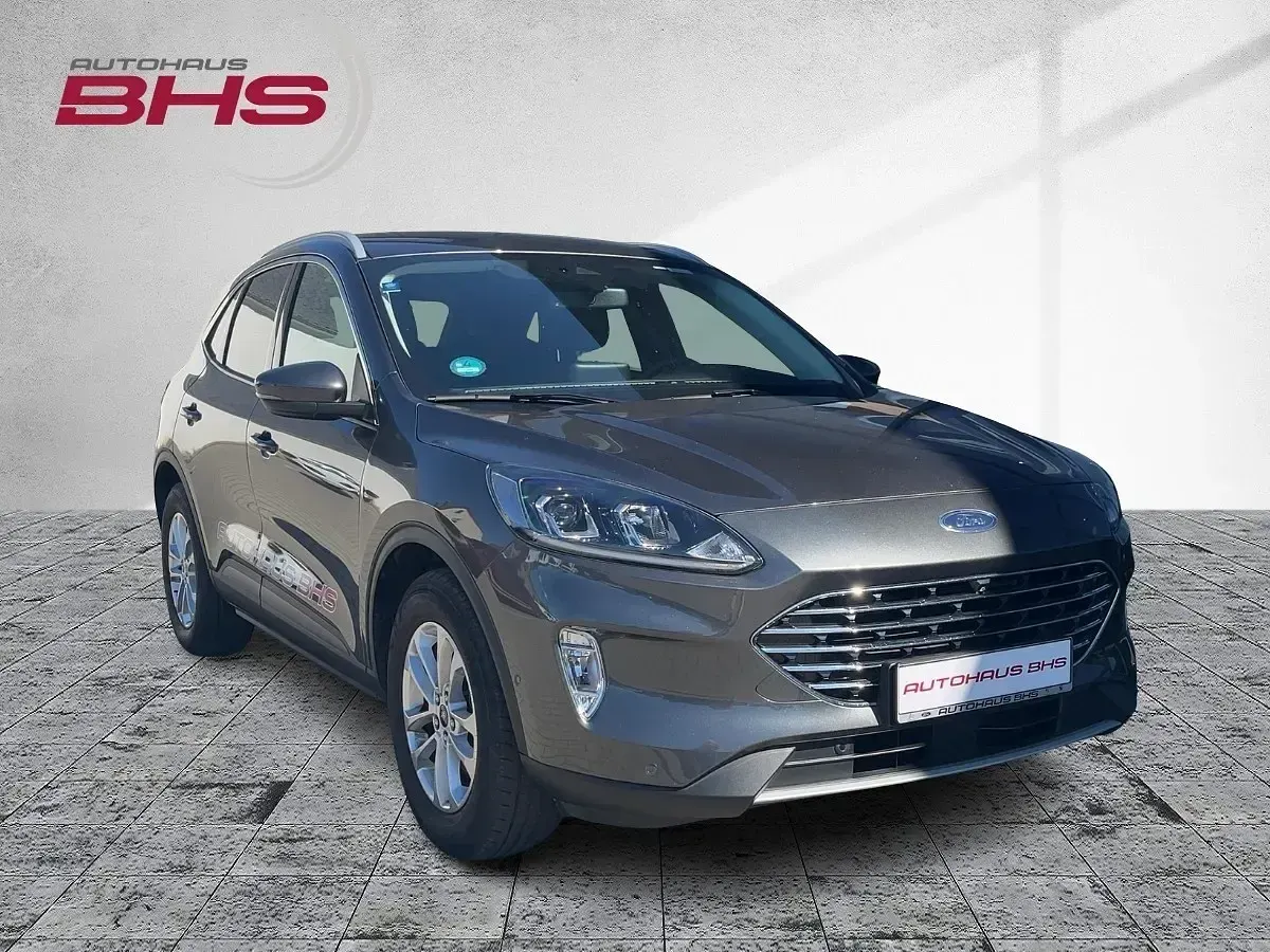 Gebraucht Ford Kuga Titanium 120 PS (88 kW) 2023 Magnetic grau (grau) SUV