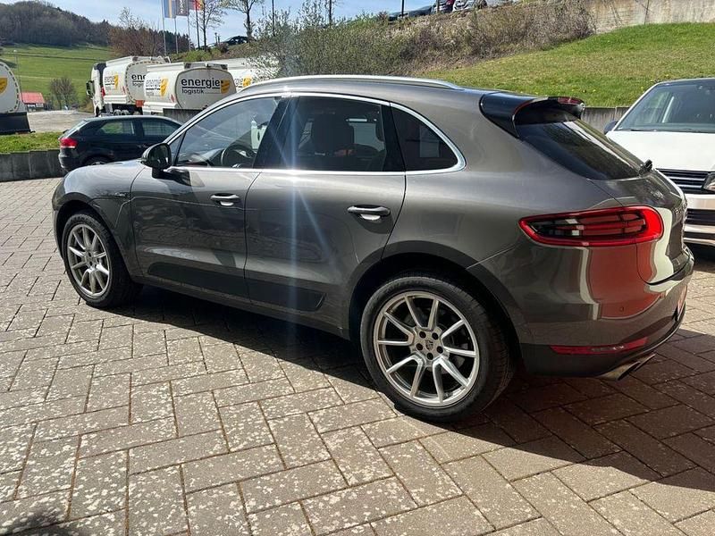 Gebraucht Porsche Macan S 258 PS (189 kW) 2014 Grau SUV