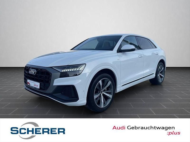 Gebraucht Audi Q8 Ambiente 286 PS (210 kW) 2022 Gletscherweiß metallic (metallic) SUV