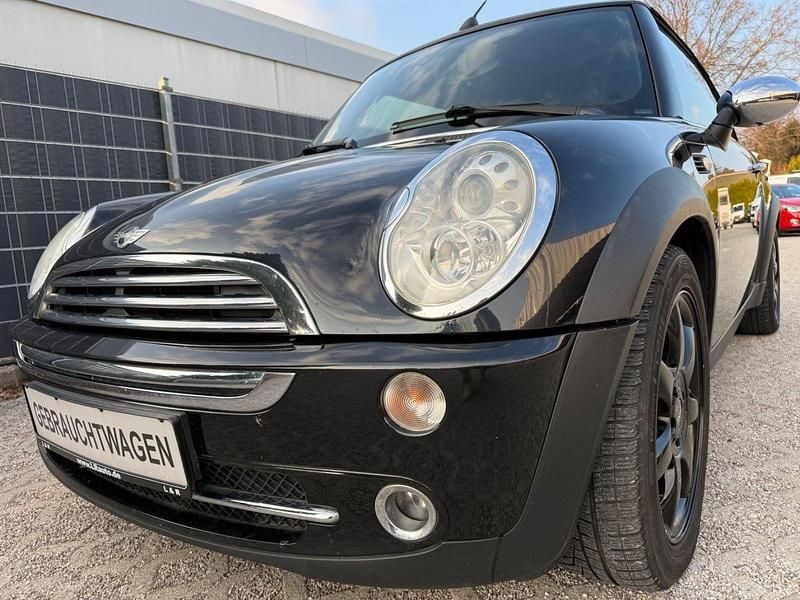 Second-hand Mini Cooper Cabriolet 116 CP (85 kW) 2007 Negru Cabrio