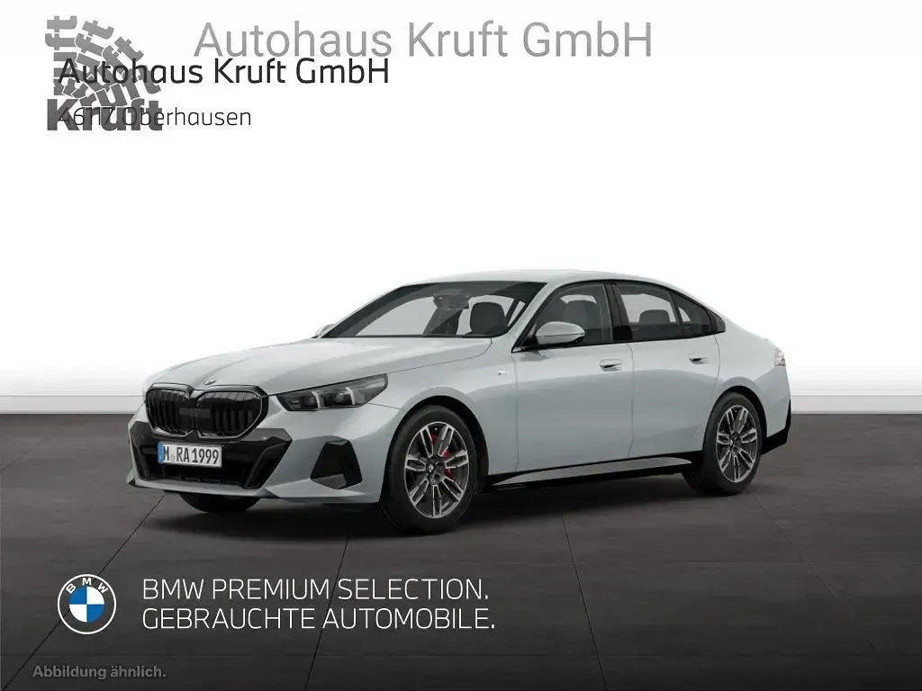 Gebraucht BMW 540 M Sport 303 PS (222 kW) 2025 M brooklyn grau Limousine