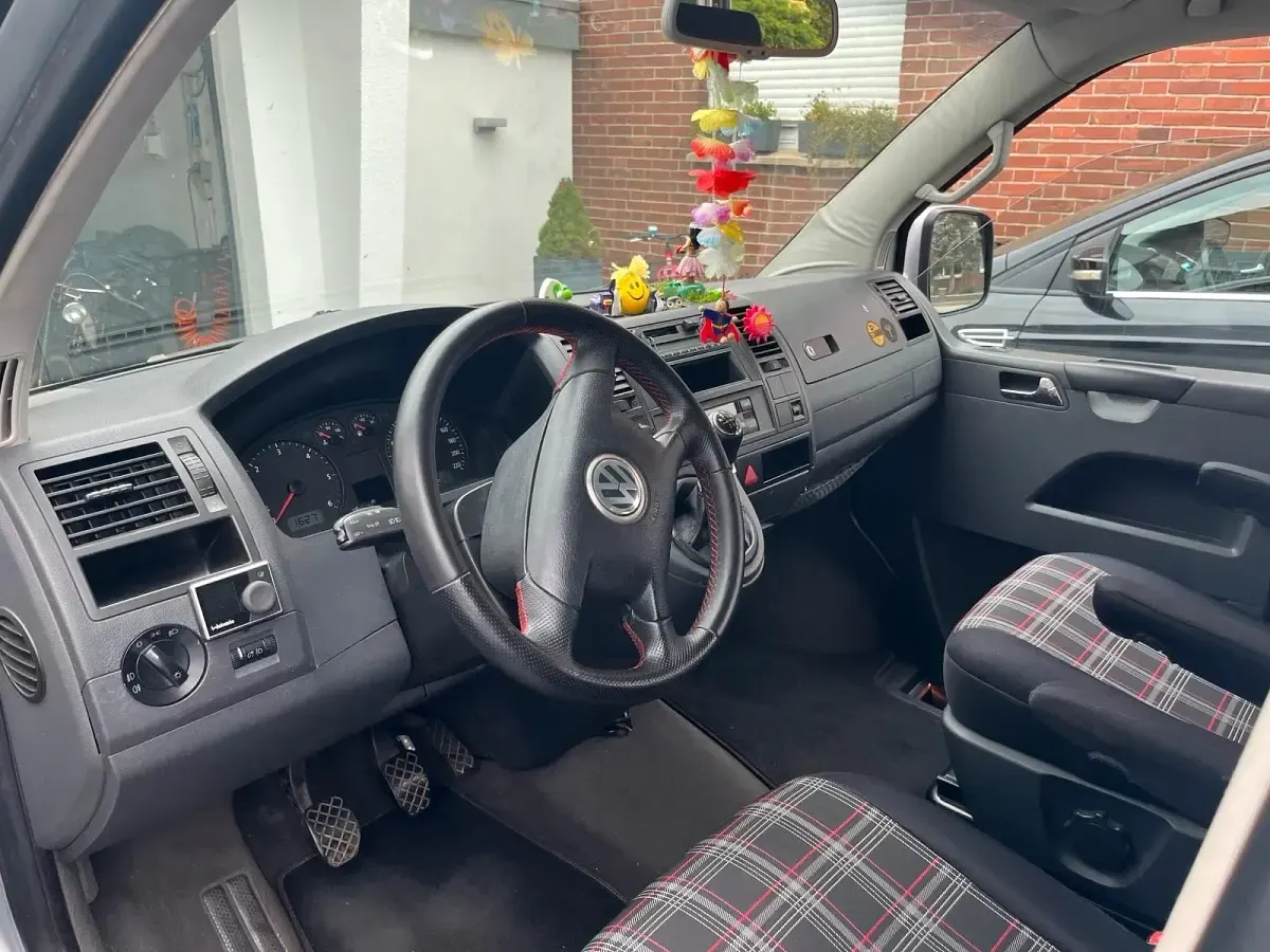 Gebraucht VW T5 Highline 131 PS (96 kW) 2004 Silber Van