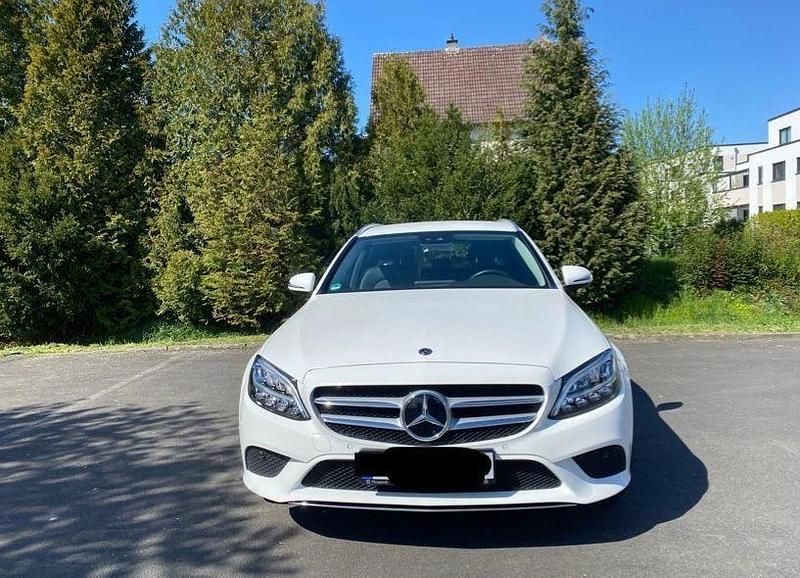 Weiß Gebraucht 2019 Mercedes C180 Kombi | 21.800 € (Superpreis) - Bild 1/4