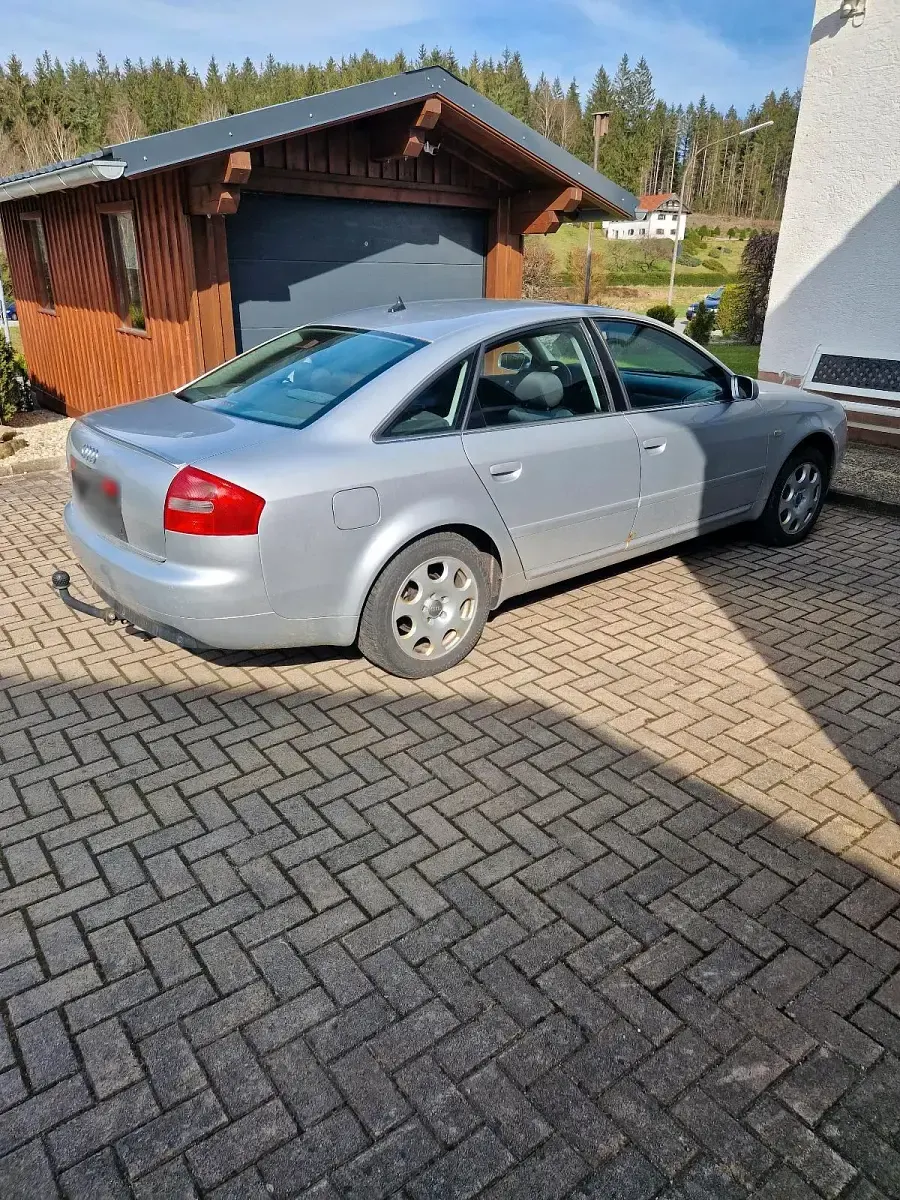 Gebraucht Audi A6 136 PS (100 kW) 2004 Silber Limousine