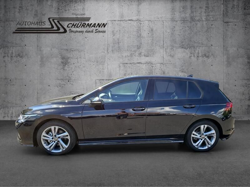 Gebraucht VW Golf VIII R-line 150 PS (110 kW) 2023 Schwarz Limousine