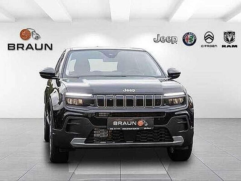 Gebraucht Jeep Avenger Altitude 101 PS (74 kW) 2025 Volcano black SUV