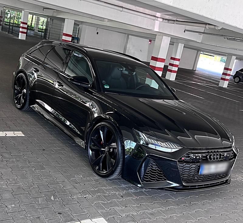 Schwarz Gebraucht 2021 Audi RS6 Ambiente Kombi | 71.000 € (Teuer) - Bild 1/4