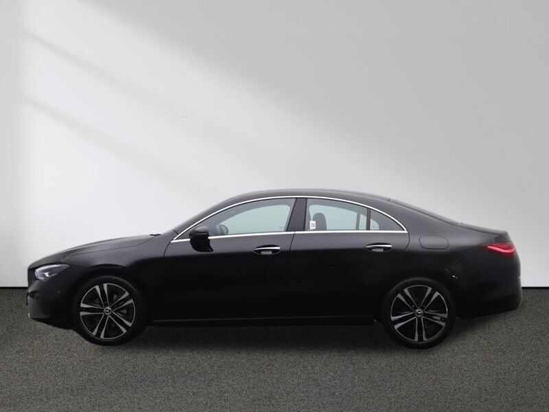 Gebraucht Mercedes CLA180 Progressive 136 PS (100 kW) 2024 Schwarz Limousine