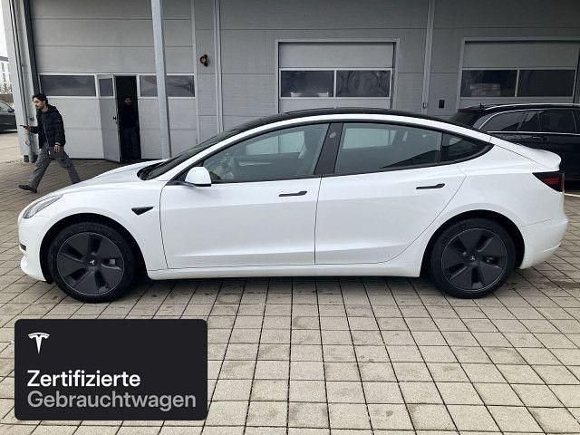 Gebraucht Tesla Model 3 RWD 283 kW (385 PS) 2023 Weiß Limousine