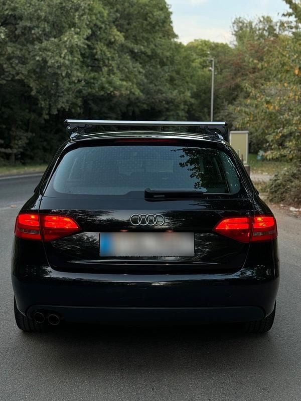 Gebraucht Audi A4 143 PS (105 kW) 2009 Schwarz Kombi