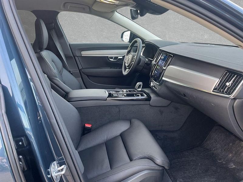 Gebraucht Volvo V90 Plus 349 PS (256 kW) 2025 Denim blue Kombi