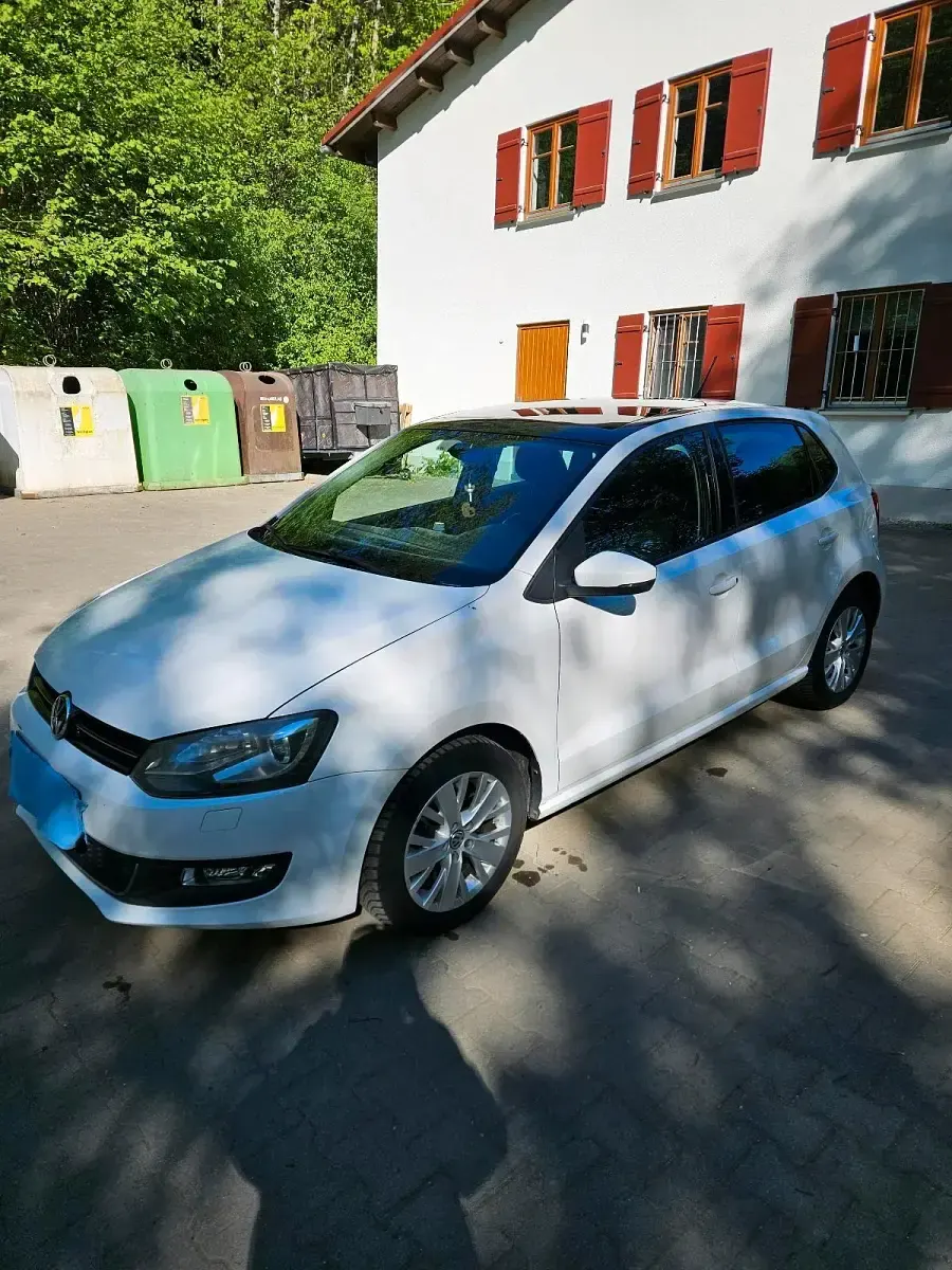 Gebraucht VW Polo 105 PS (77 kW) 2013 Weiß Kleinwagen