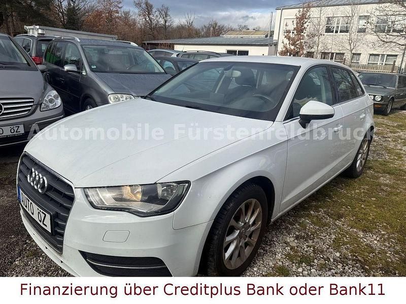 Gebraucht Audi A3 Attraction 150 PS (110 kW) 2014 Weiß Limousine