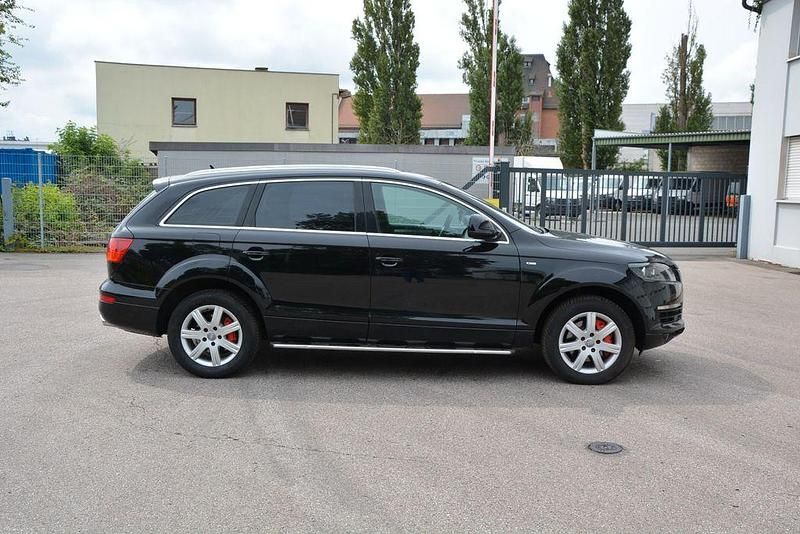 Second-hand Audi Q7 S-Line 232 CP (170 kW) 2006 Negru SUV