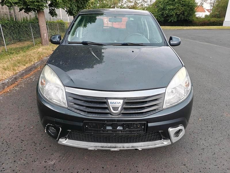 Gebraucht Dacia Sandero 89 PS (65 kW) 2008 Grau Limousine