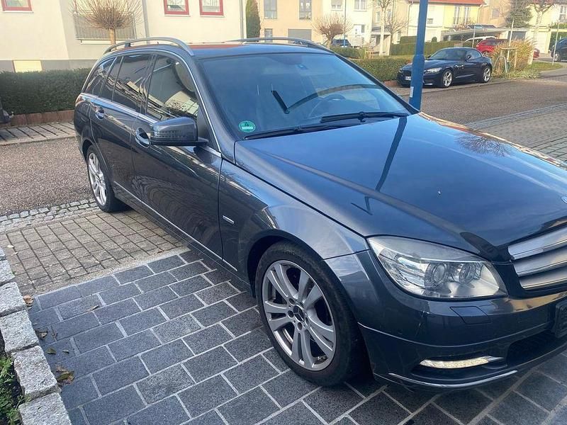 Gebraucht Mercedes C350 231 PS (169 kW) 2010 Grau Kombi