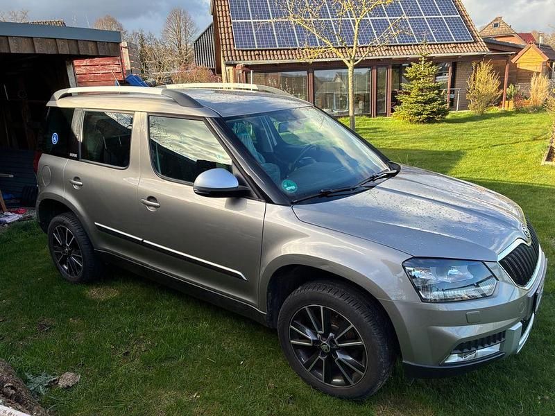 Gebraucht Skoda Yeti Ambition 105 PS (77 kW) 2014 Gelb SUV