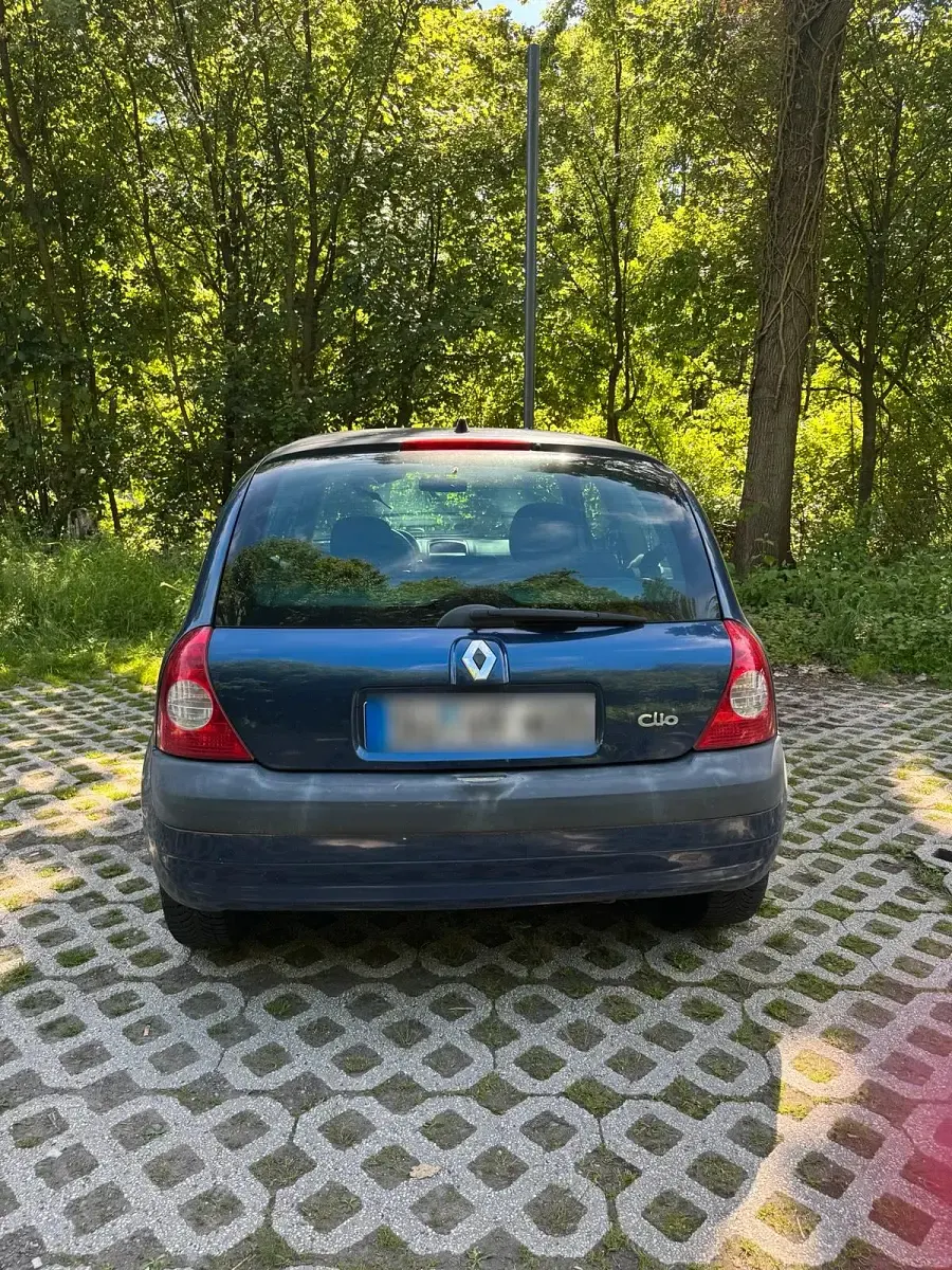 Gebraucht Renault Clio II 75 PS (55 kW) 2002 Blau Kleinwagen