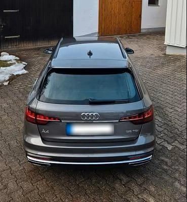 Gebraucht Audi A4 Advanced Plus 163 PS (119 kW) 2022 Grau Kombi