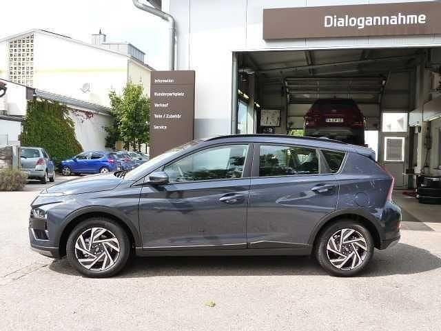 Neu Hyundai Bayon Trend 101 PS (74 kW) 2025 Grau SUV