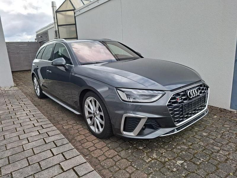 Daytonagrau perleffekt Gebraucht 2023 Audi S4 Sport Kombi | 39.989 € (Superpreis) - Bild 1/4