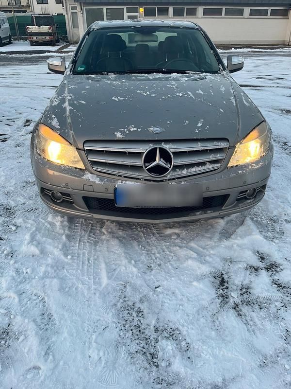 Gebraucht Mercedes C220 170 PS (125 kW) 2007 Beige Limousine