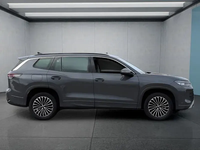 Gebraucht VW Tayron 193 PS (141 kW) 2025 Grau SUV