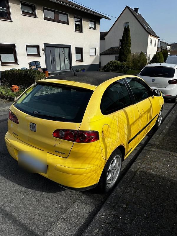 Gebraucht Seat Ibiza 75 PS (55 kW) 2005 Gelb Kleinwagen